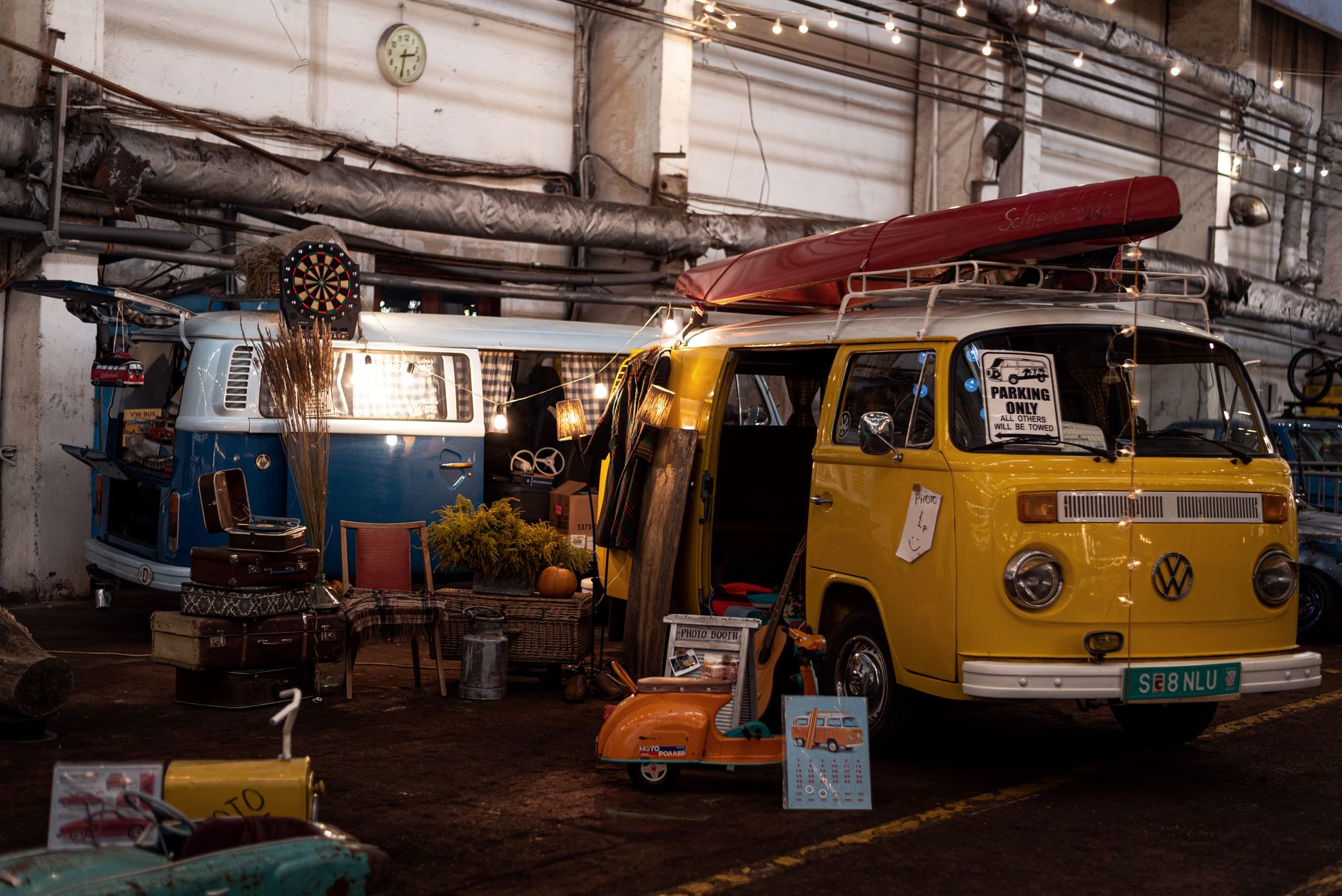 Camper en taller antes de pasar una inspección técnica