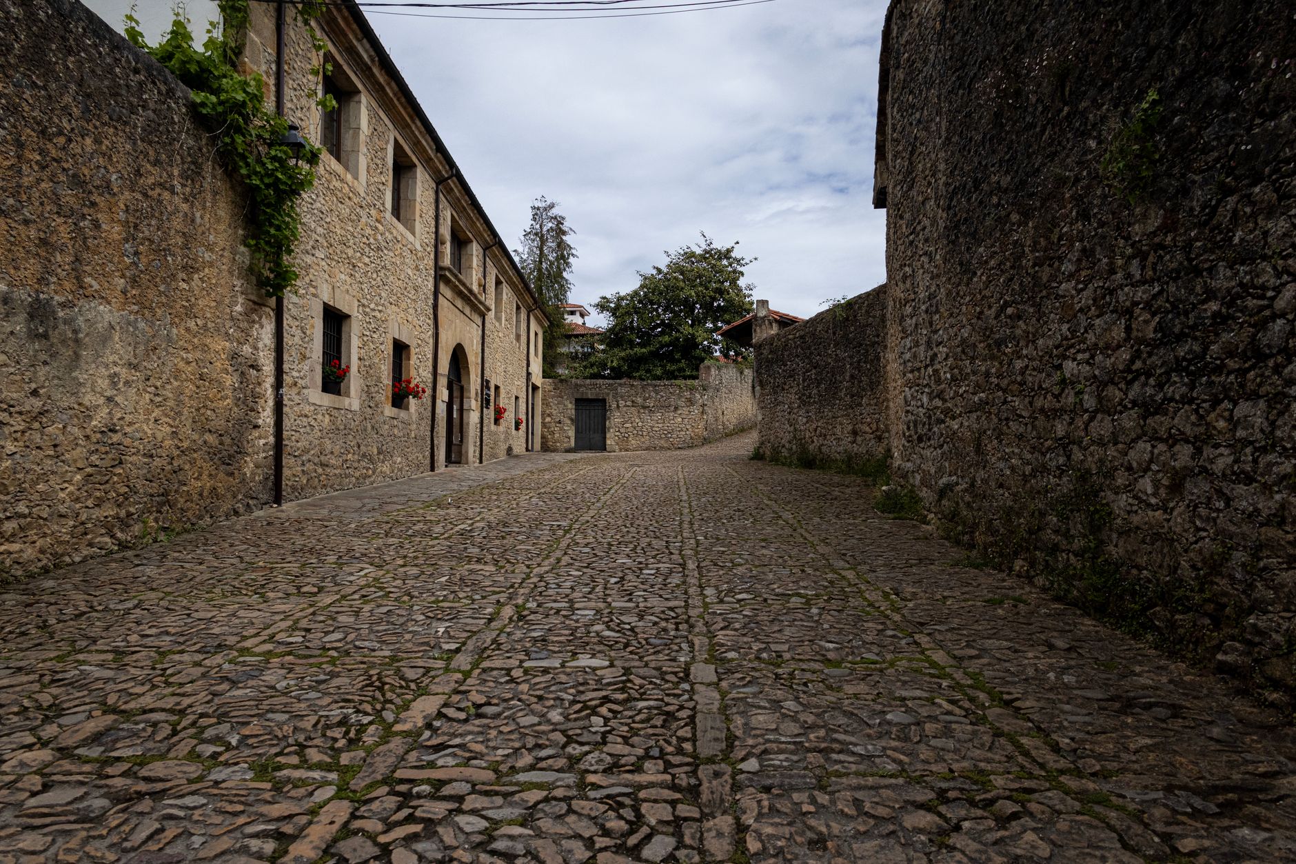 Pueblo de Cantabria para visitar aparcando fuera del centro